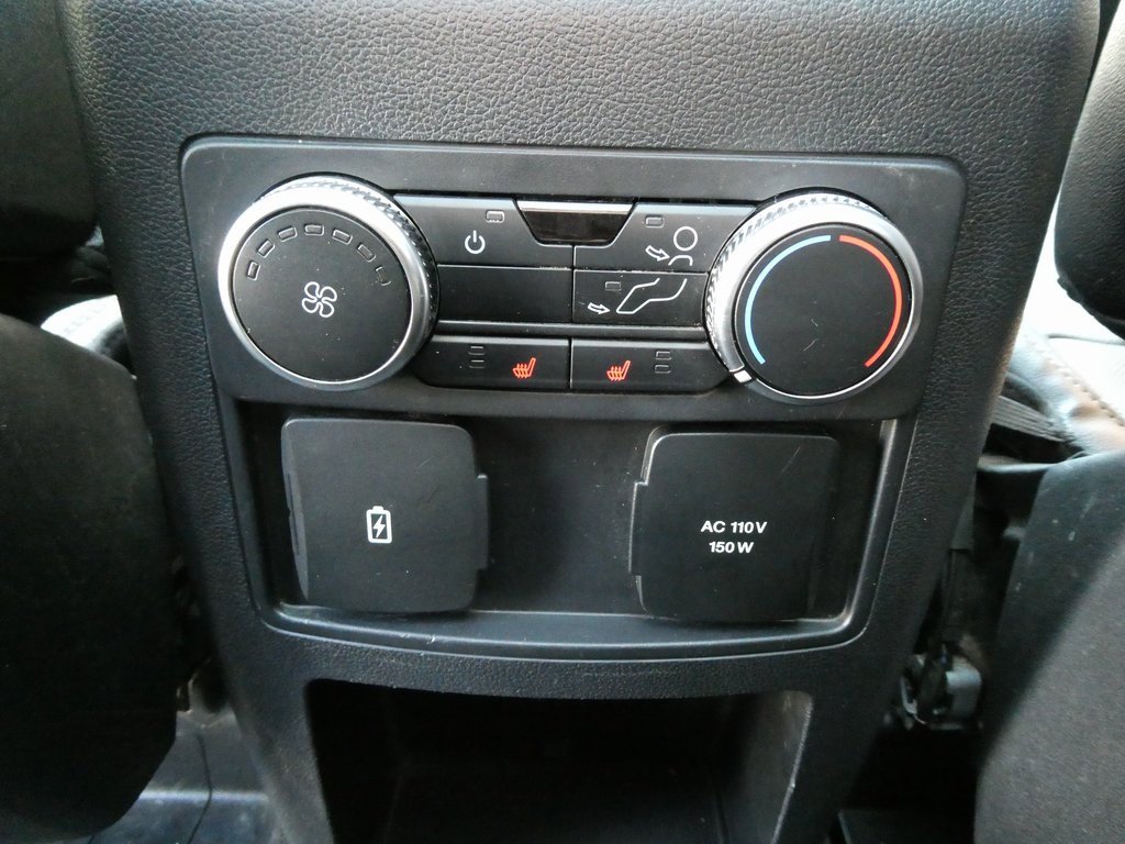 Used 2020 Ford Explorer Limited image 22