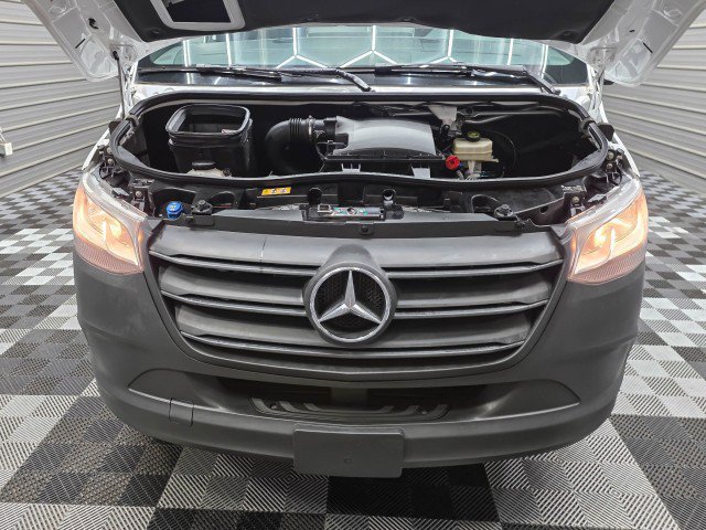Used 2022 Mercedes-Benz Sprinter 2500 image 29