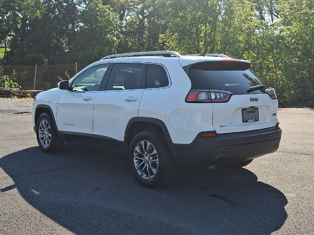 Used 2021 Jeep Cherokee Latitude Plus w/ Sun & Sound Group AWD/4WD image 4