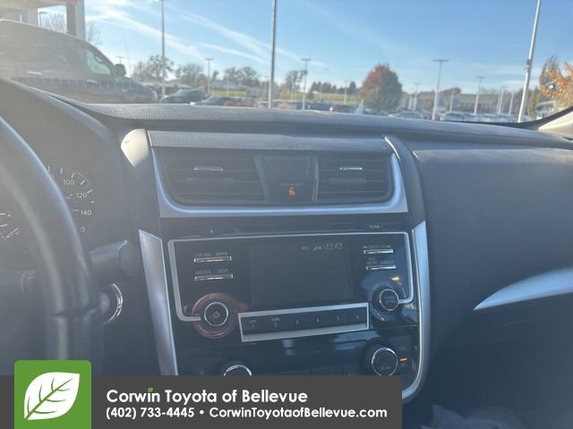 Used 2018 Nissan Altima 2.5 SV image 11