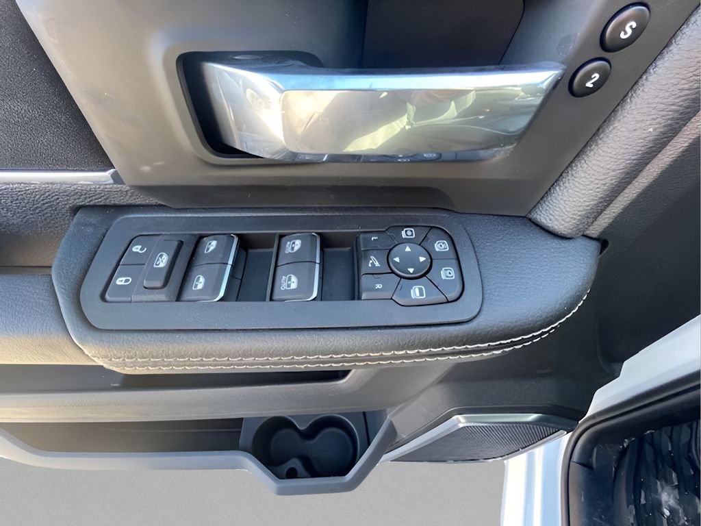 New 2025 RAM 3500 Laramie image 6