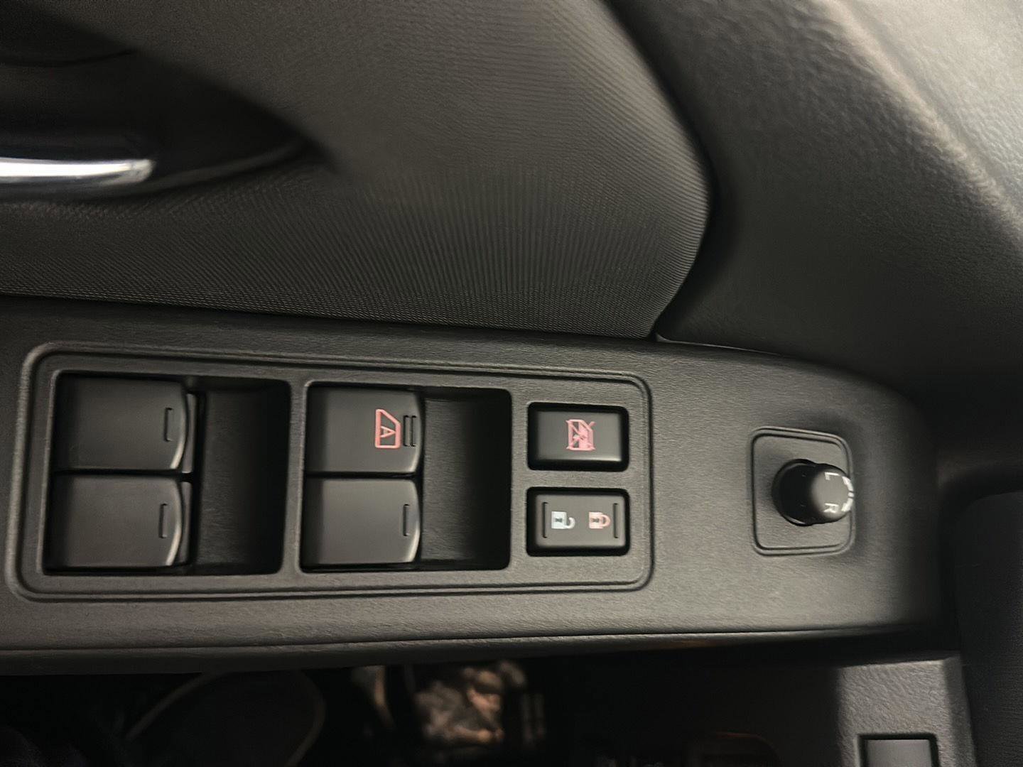 Used 2024 Nissan Frontier PRO-4X w/ Pro Premium Package image 15