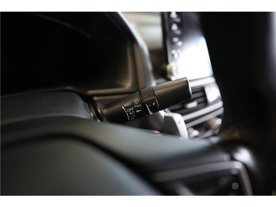 Used 2018 Honda Accord Sport image 23