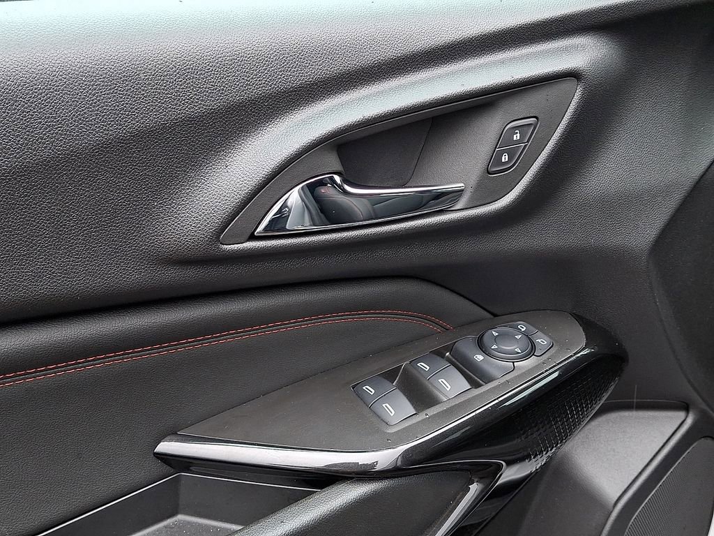 Used 2024 Chevrolet Trax RS w/ Driver Confidence Package image 12