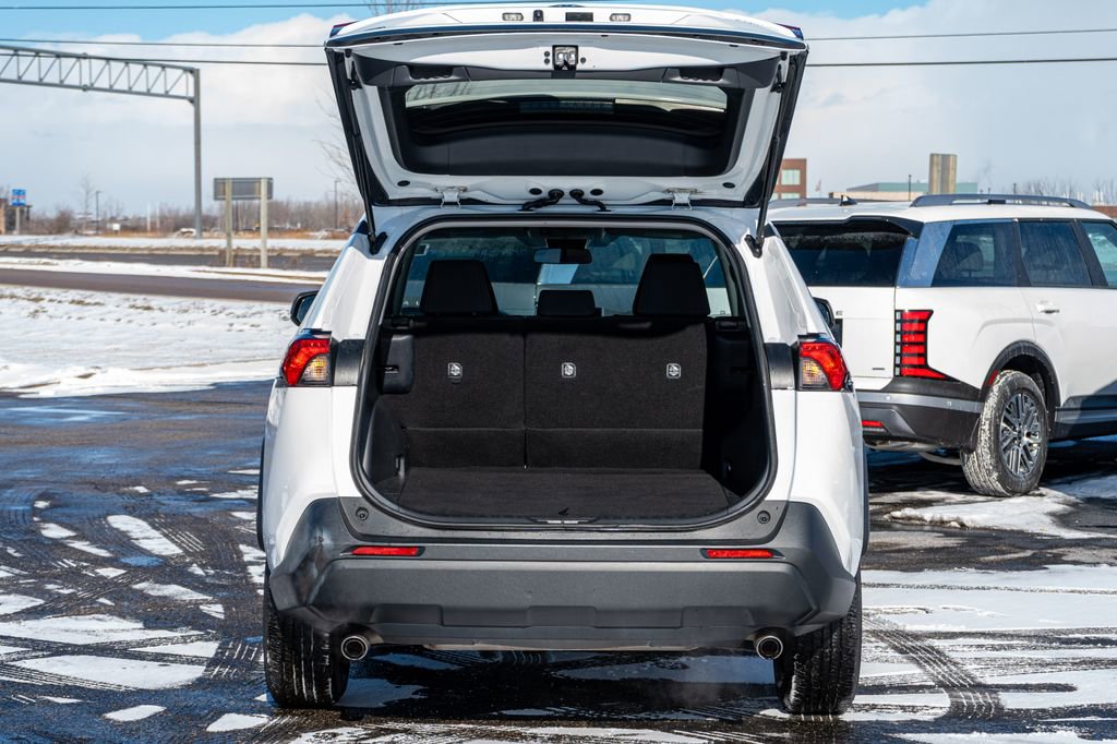 Used 2024 Toyota RAV4 LE image 11