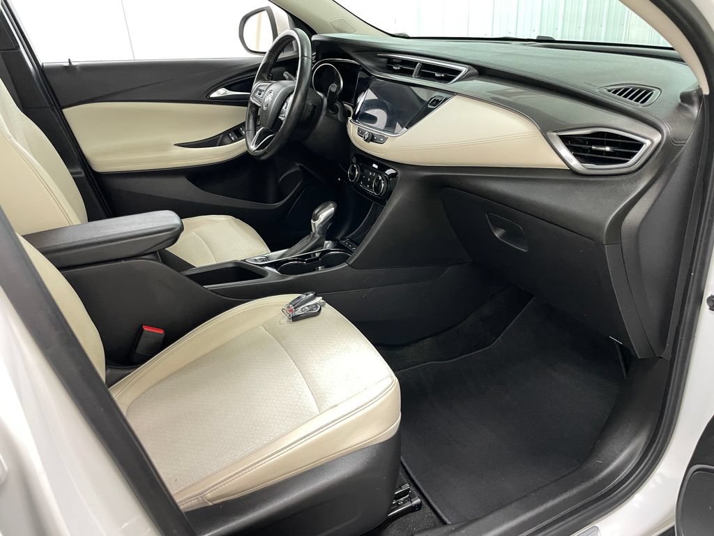 Certified 2020 Buick Encore GX Preferred w/ Sport Touring Package AWD/4WD image 35