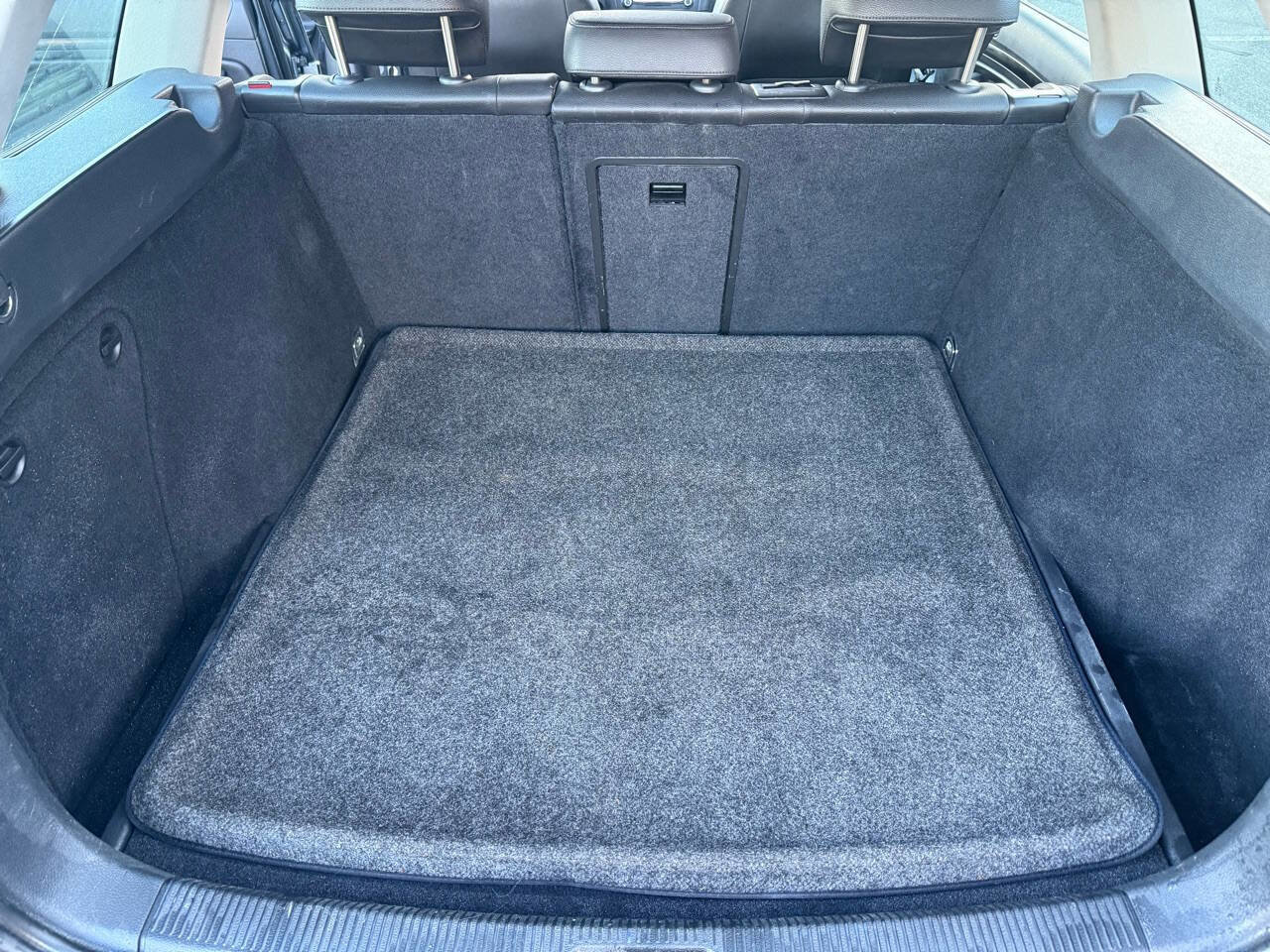 Used 2010 Volkswagen Jetta TDI FWD image 16