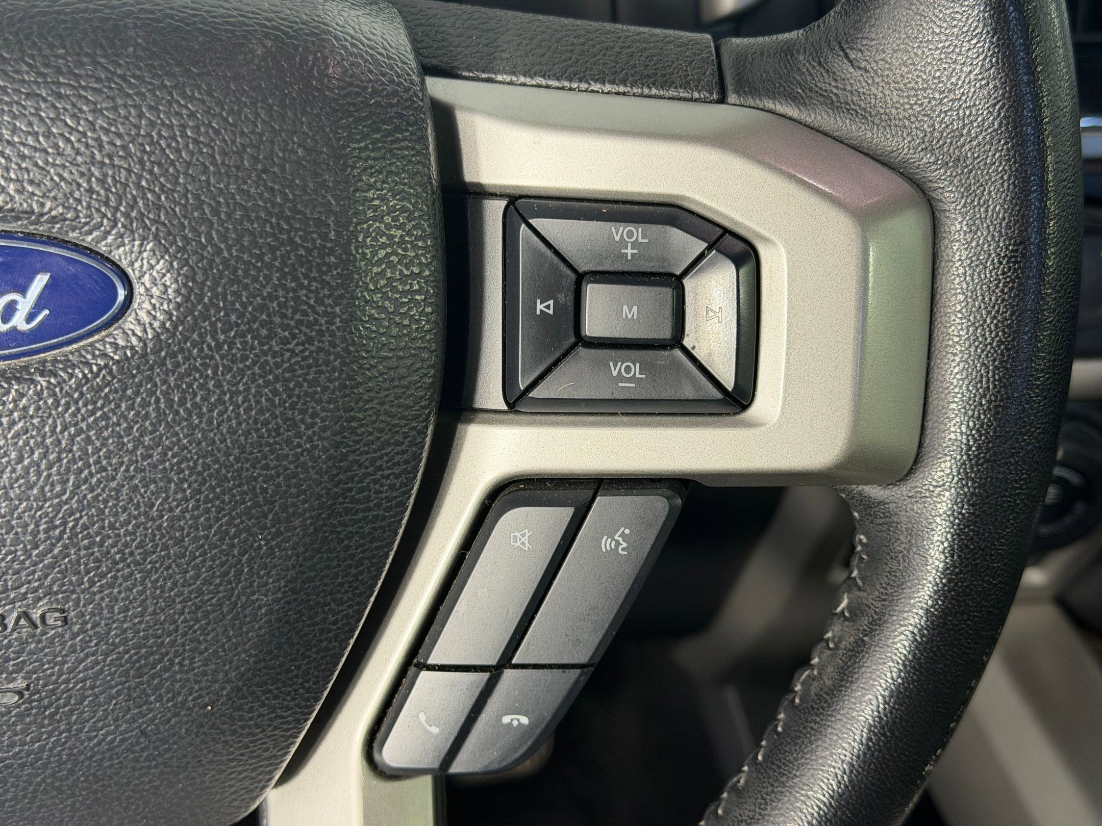 Used 2018 Ford F150 Lariat AWD/4WD image 28