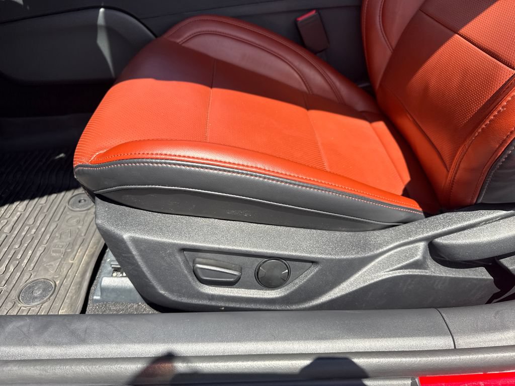 Used 2025 Ford Mustang Premium RWD image 21
