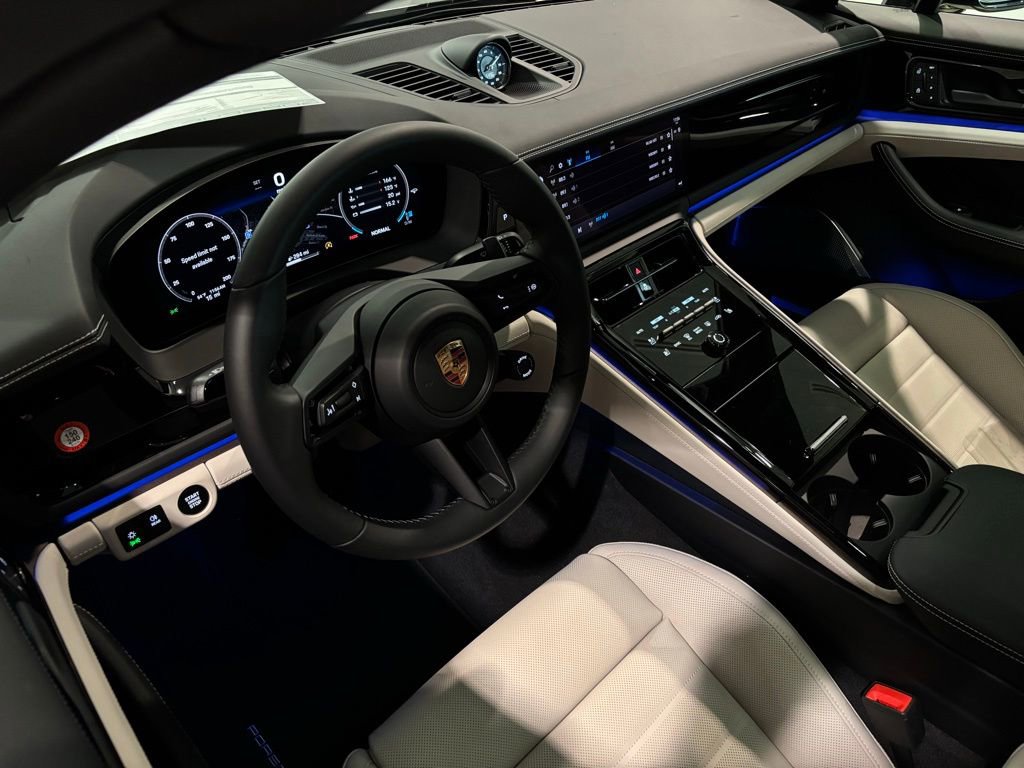 Used 2026 Porsche Panamera 4 image 13
