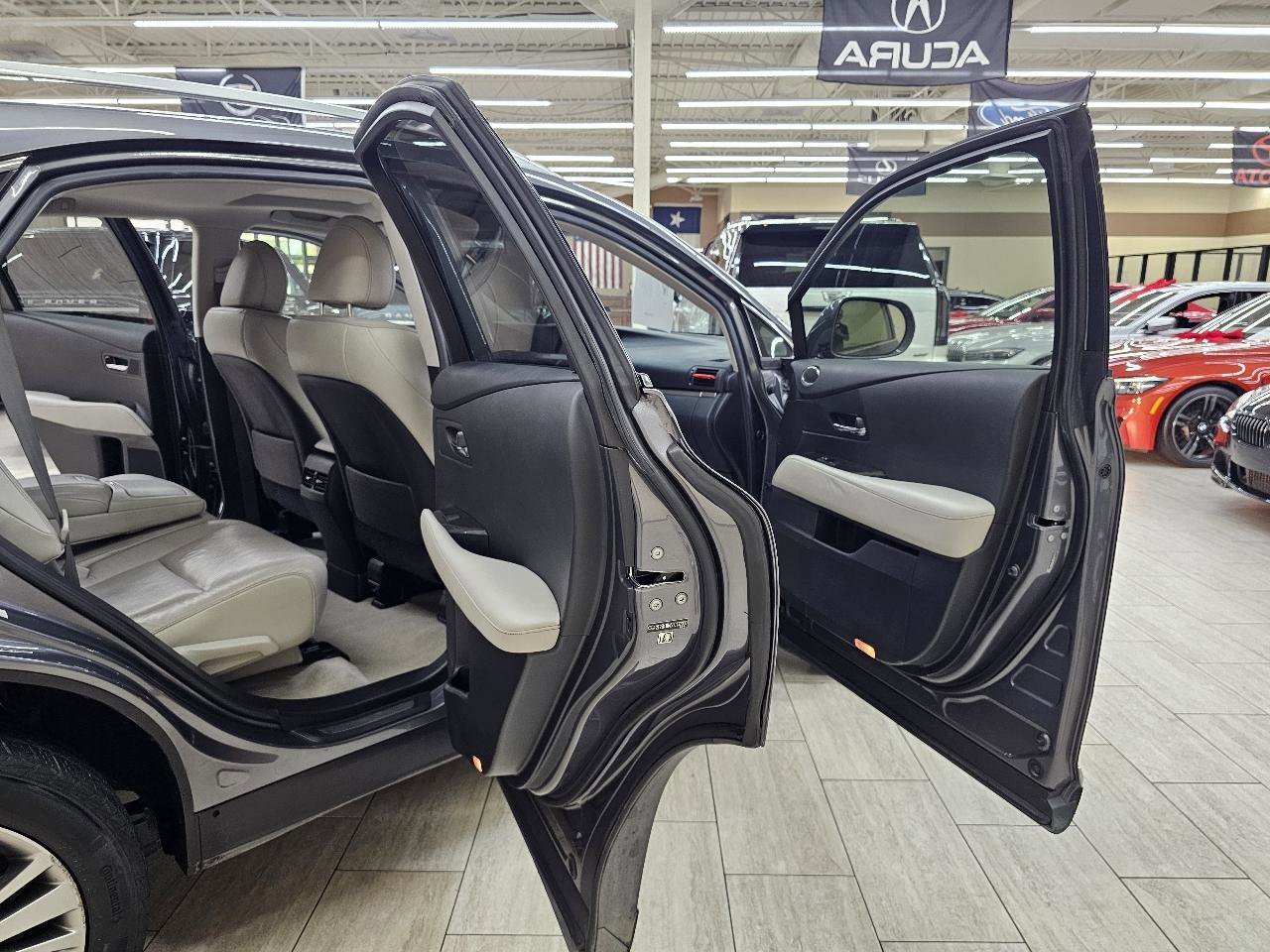 Used 2013 Lexus RX 350 FWD w/ Navigation Pkg image 15