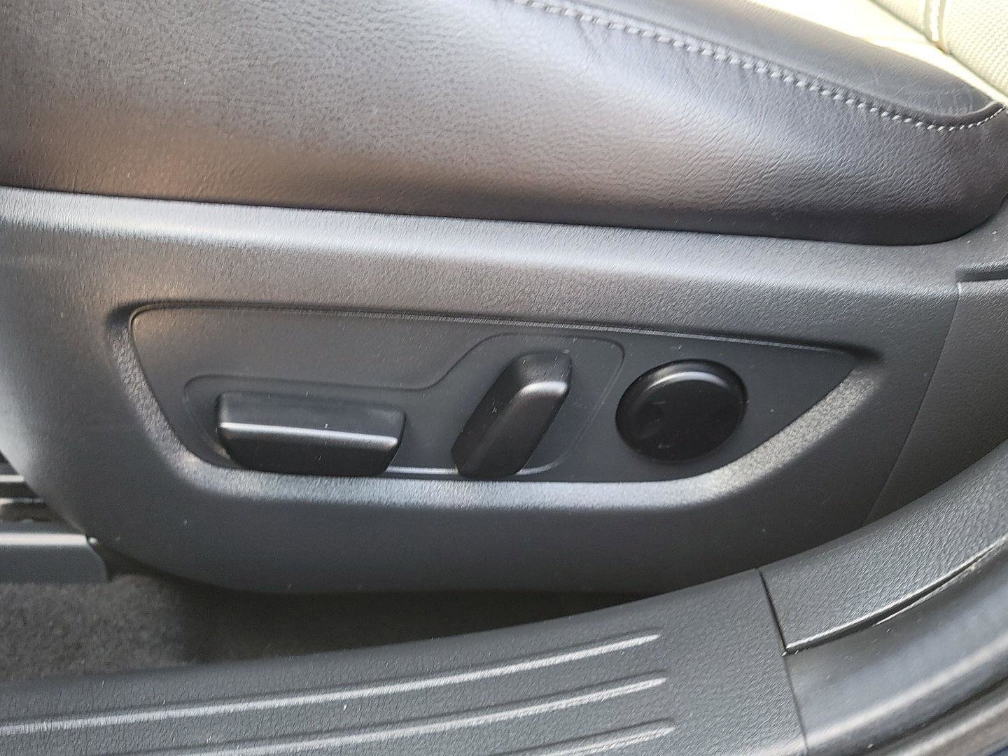 Used 2025 MAZDA CX-50 AWD 2.5 S w/ Premium Plus Pkg image 24