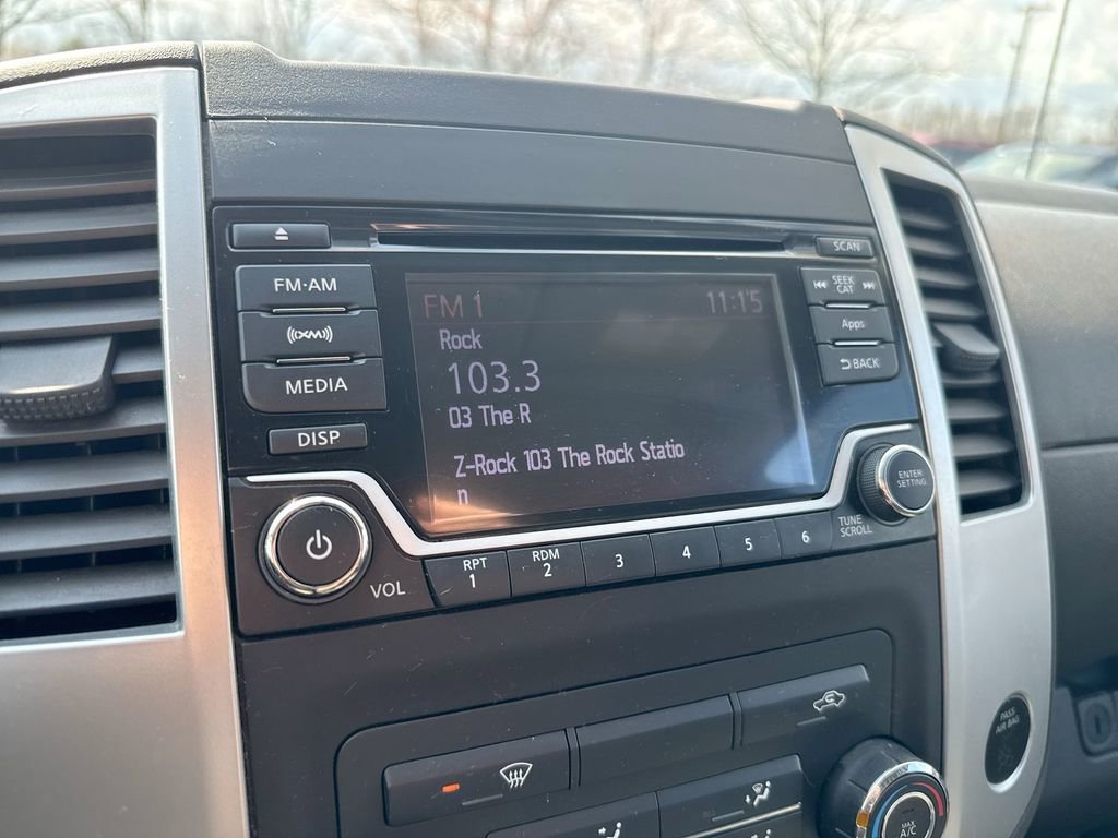 Used 2016 Nissan Frontier Desert Runner image 14