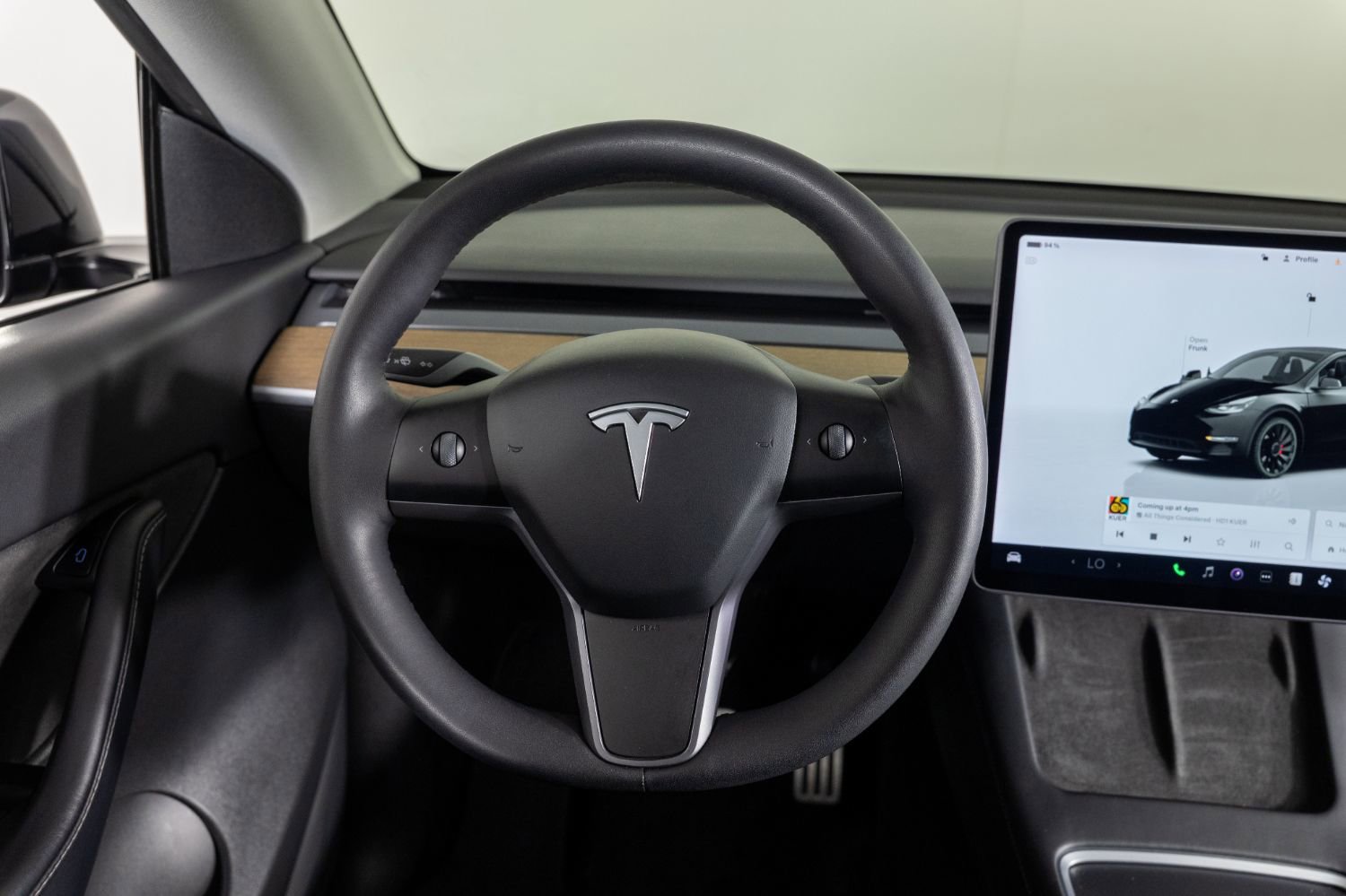 Used 2022 Tesla Model Y Performance AWD/4WD image 31