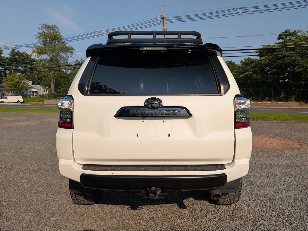 Used 2020 Toyota 4Runner Venture w/ Moonroof Package AWD/4WD image 6