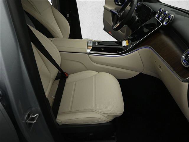 New 2026 Mercedes-Benz GLC 300 4MATIC image 29