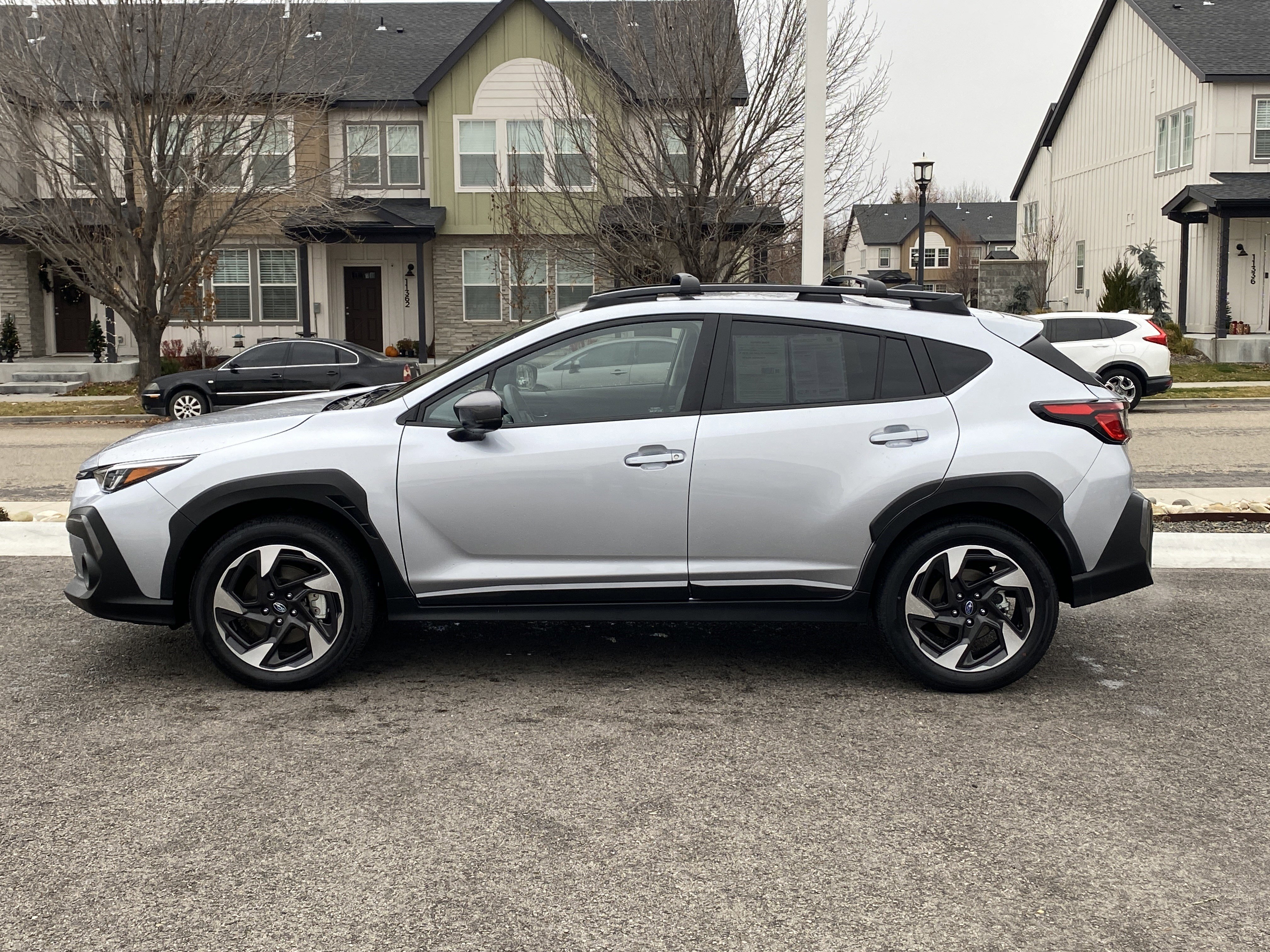 Used 2025 Subaru Crosstrek 2.5i Limited w/ Crosstrek Mirror Package image 3