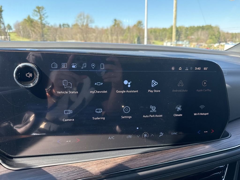 New 2026 Chevrolet Suburban LS image 19