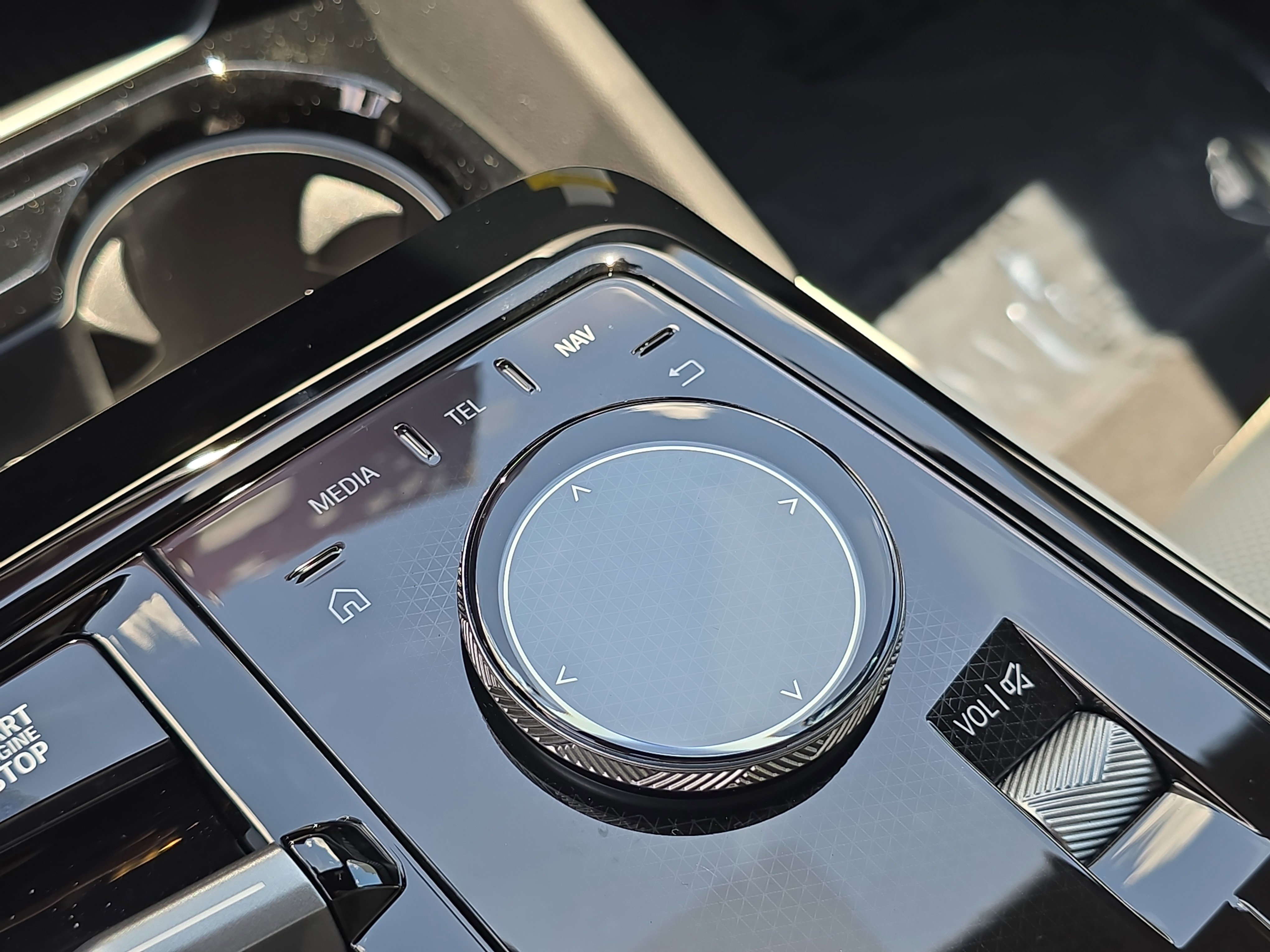 New 2026 BMW 530i xDrive w/ M Sport Package image 26