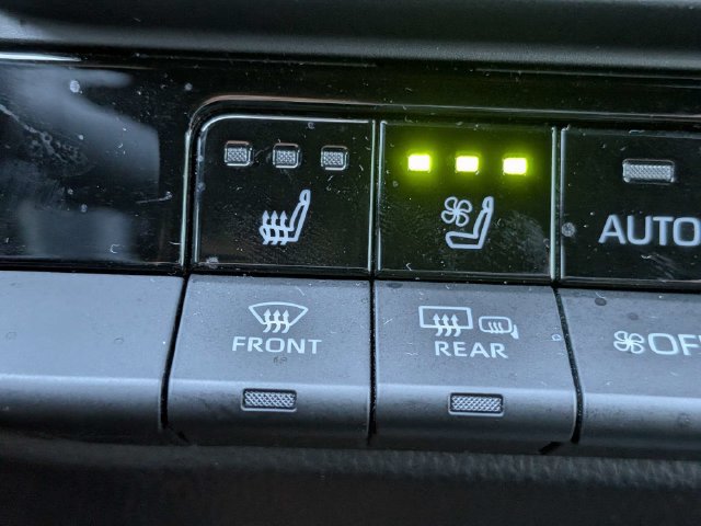 Used 2025 Toyota Crown Signia w/ Advanced Technology Package AWD/4WD image 24
