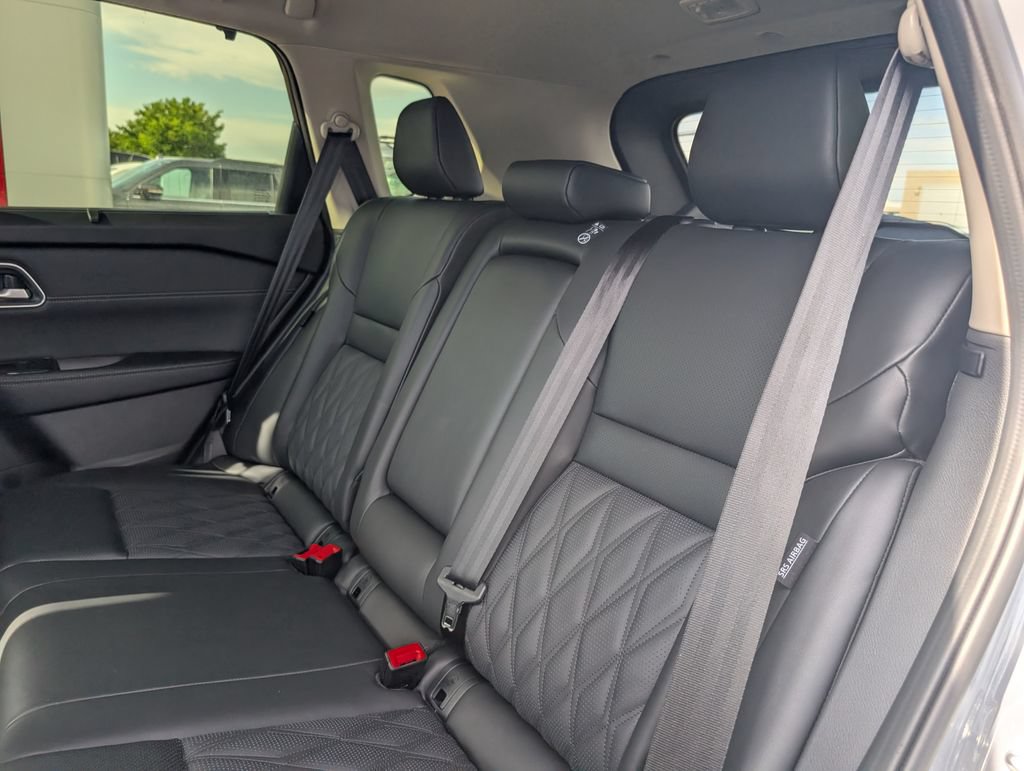 New 2026 Nissan Rogue Platinum w/ Platinum Premium Package AWD/4WD image 9