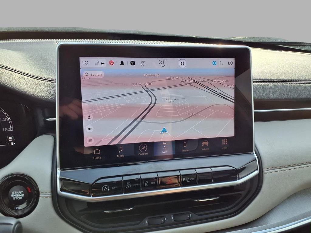 Used 2023 Jeep Compass Limited w/ Elite Group AWD/4WD image 7