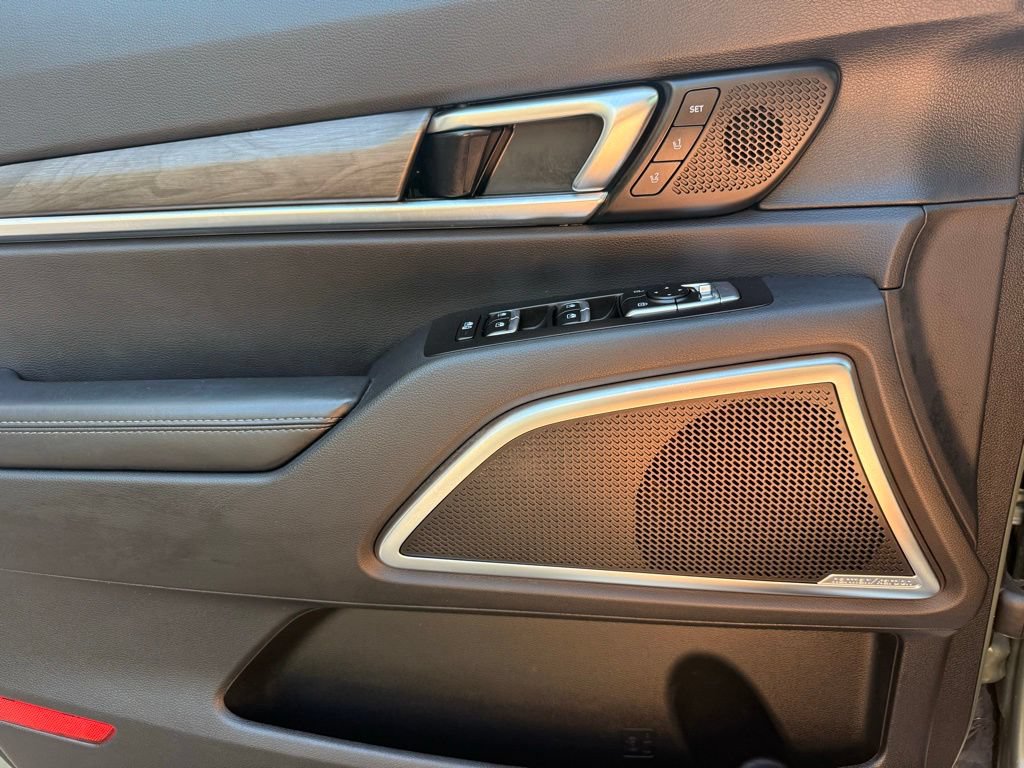 Certified 2025 Kia Telluride SX Prestige X-Line AWD/4WD image 21