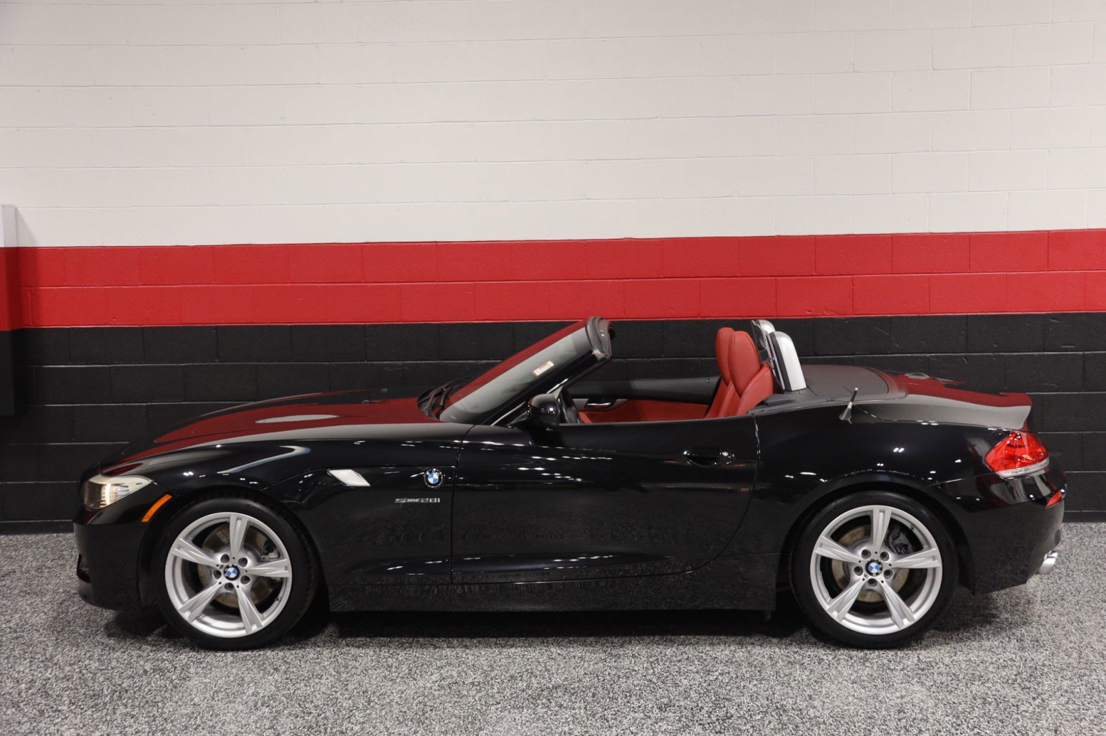 Used 2012 BMW Z4 sDrive28i w/ M Sport Pkg image 24