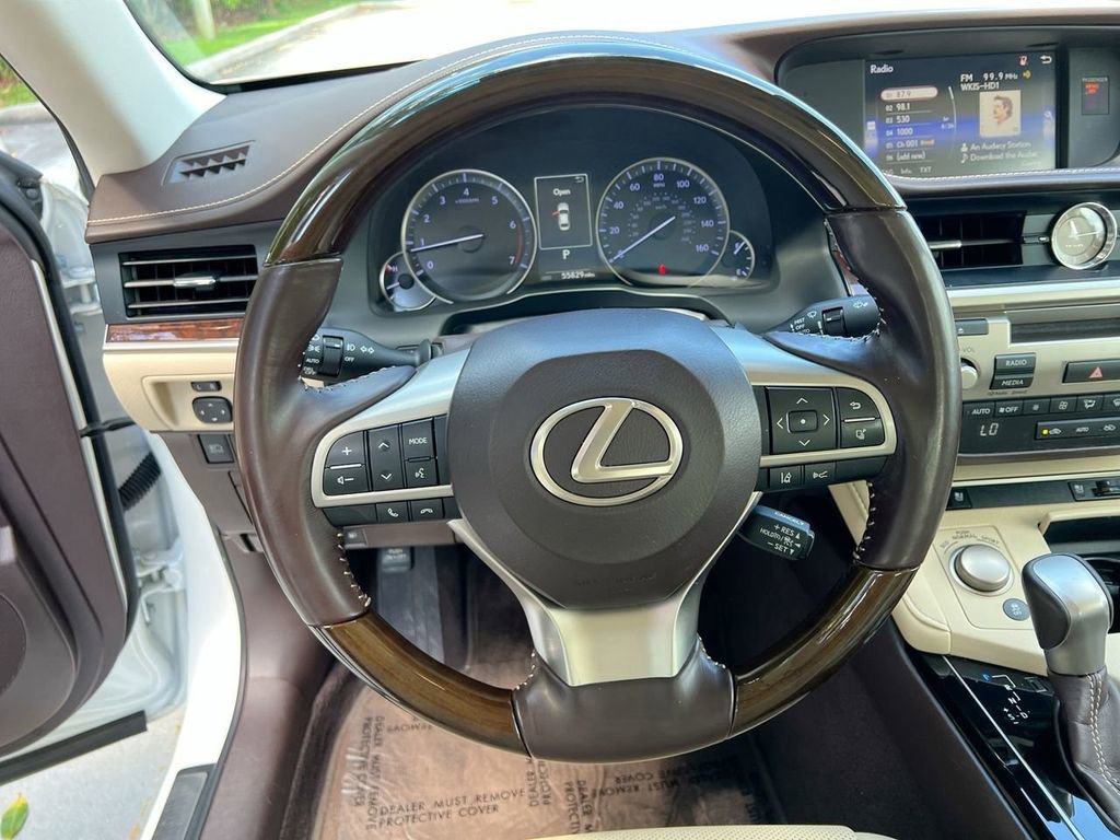 Used 2016 Lexus ES 350 w/ Premium Package w/Wood Trim FWD image 13