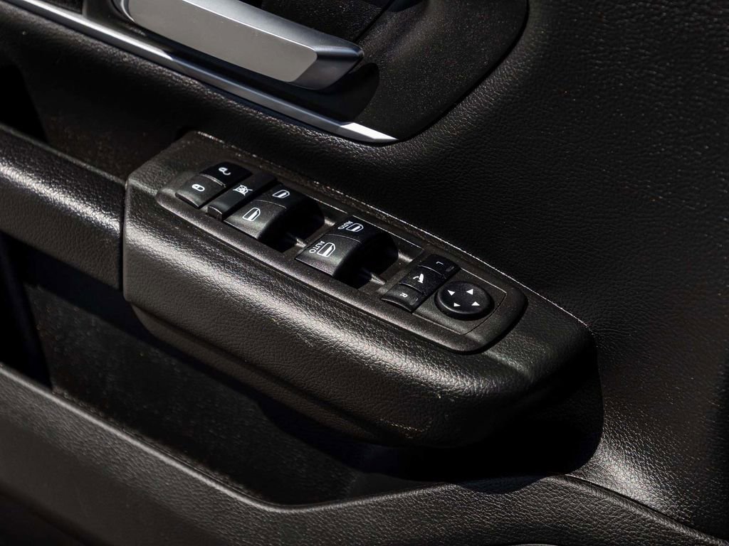 Used 2023 RAM 1500 Big Horn image 12