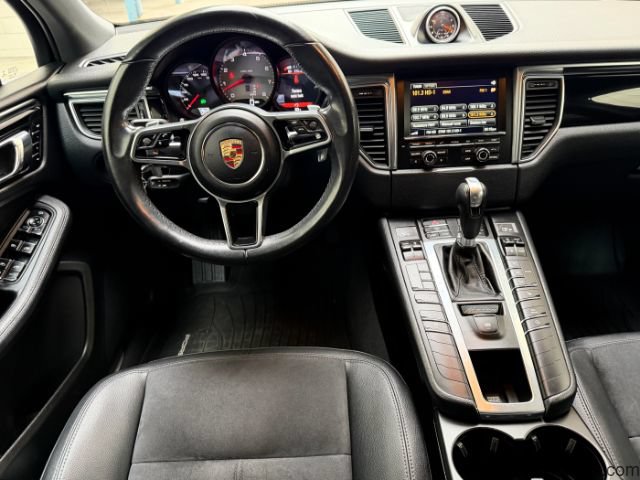 Used 2016 Porsche Macan S AWD/4WD image 13