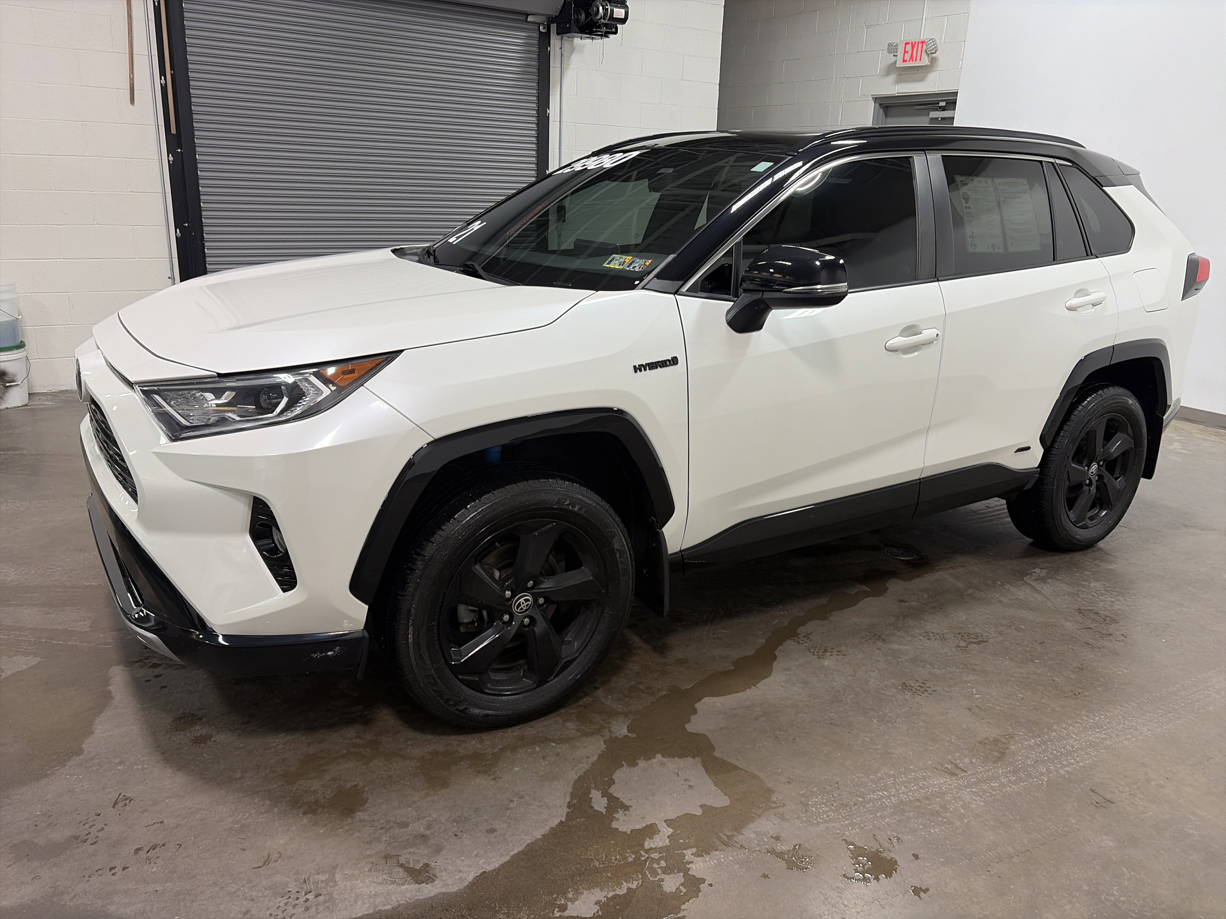 Used 2021 Toyota RAV4 XSE w/ XSE Grade Weather Package image 6