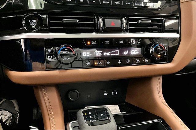 New 2025 Nissan Pathfinder Platinum image 25