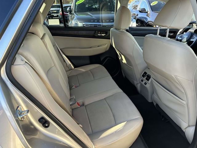 Used 2017 Subaru Outback 2.5i Limited image 20