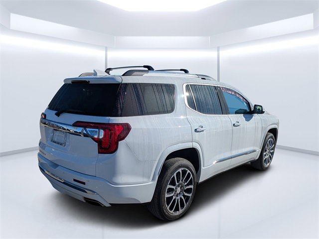 Used 2020 GMC Acadia Denali w/ Technology Package image 3