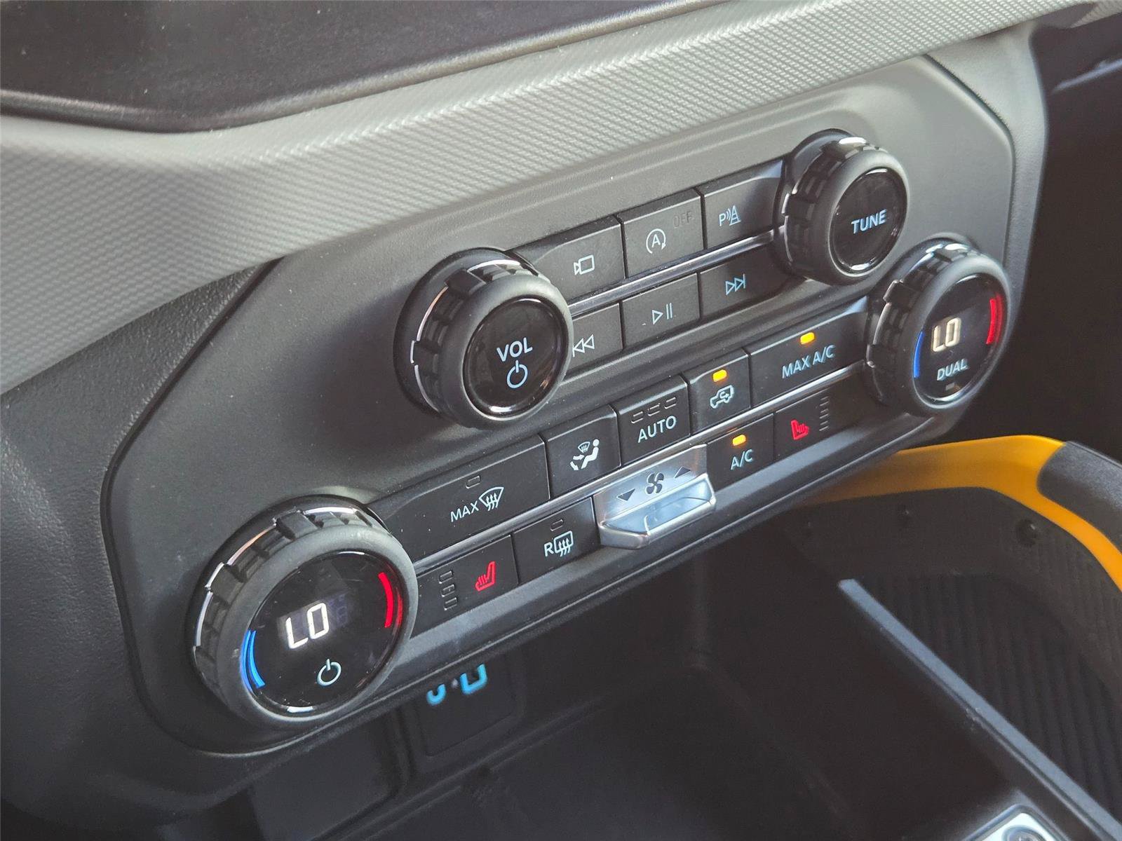 Used 2021 Ford Bronco Badlands AWD/4WD image 21