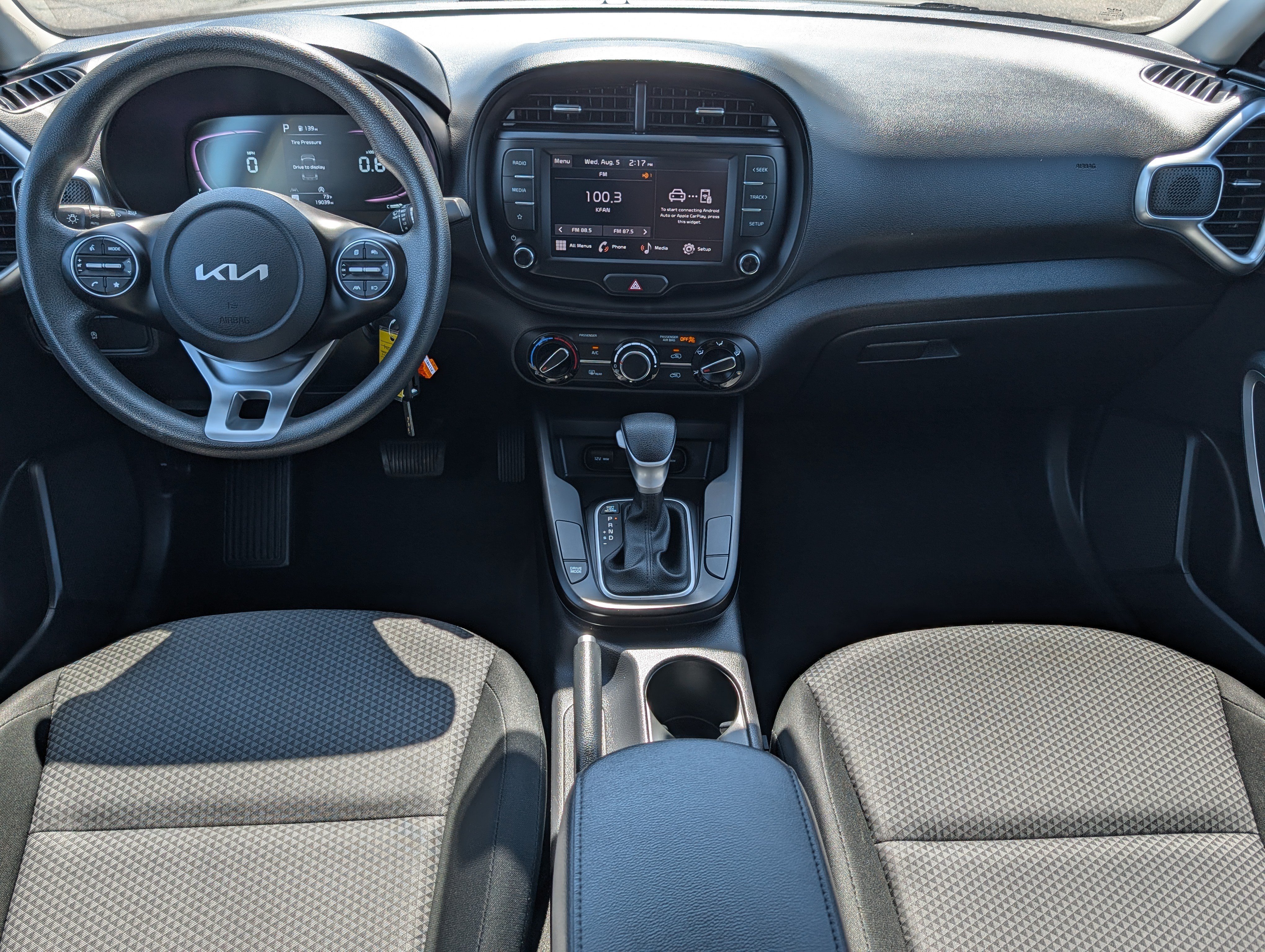Certified 2023 Kia Soul LX w/ Option Group 015 FWD image 10