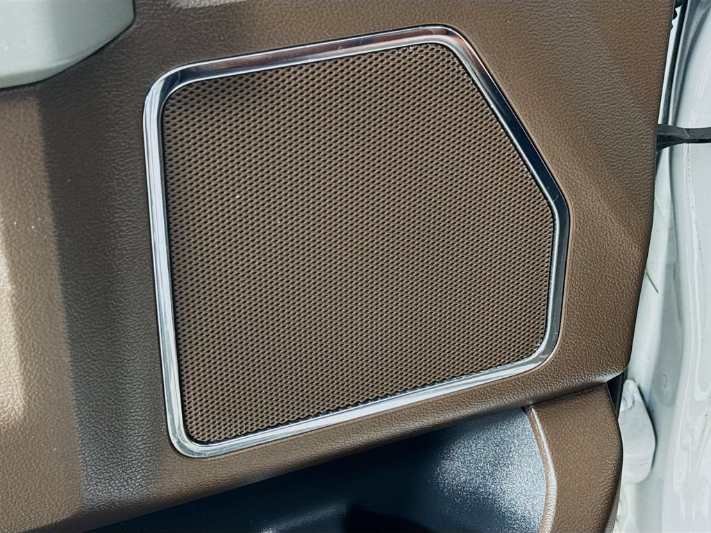 Used 2019 Ford F150 King Ranch w/ Equipment Group 601A Luxury RWD image 19