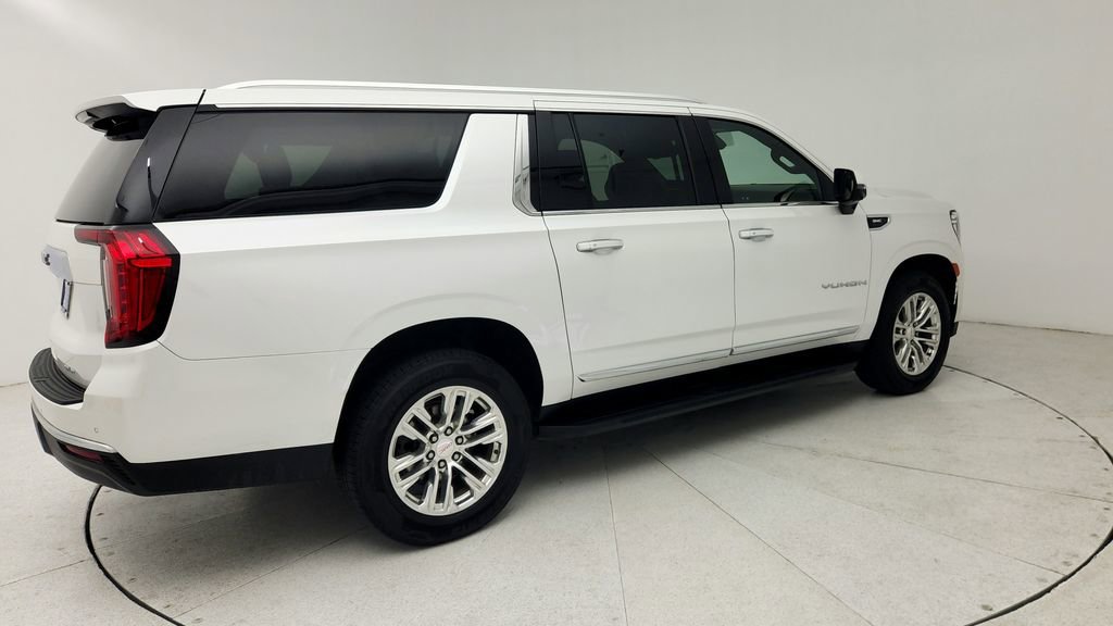 Used 2022 GMC Yukon XL SLT w/ SLT Premium Package RWD image 8