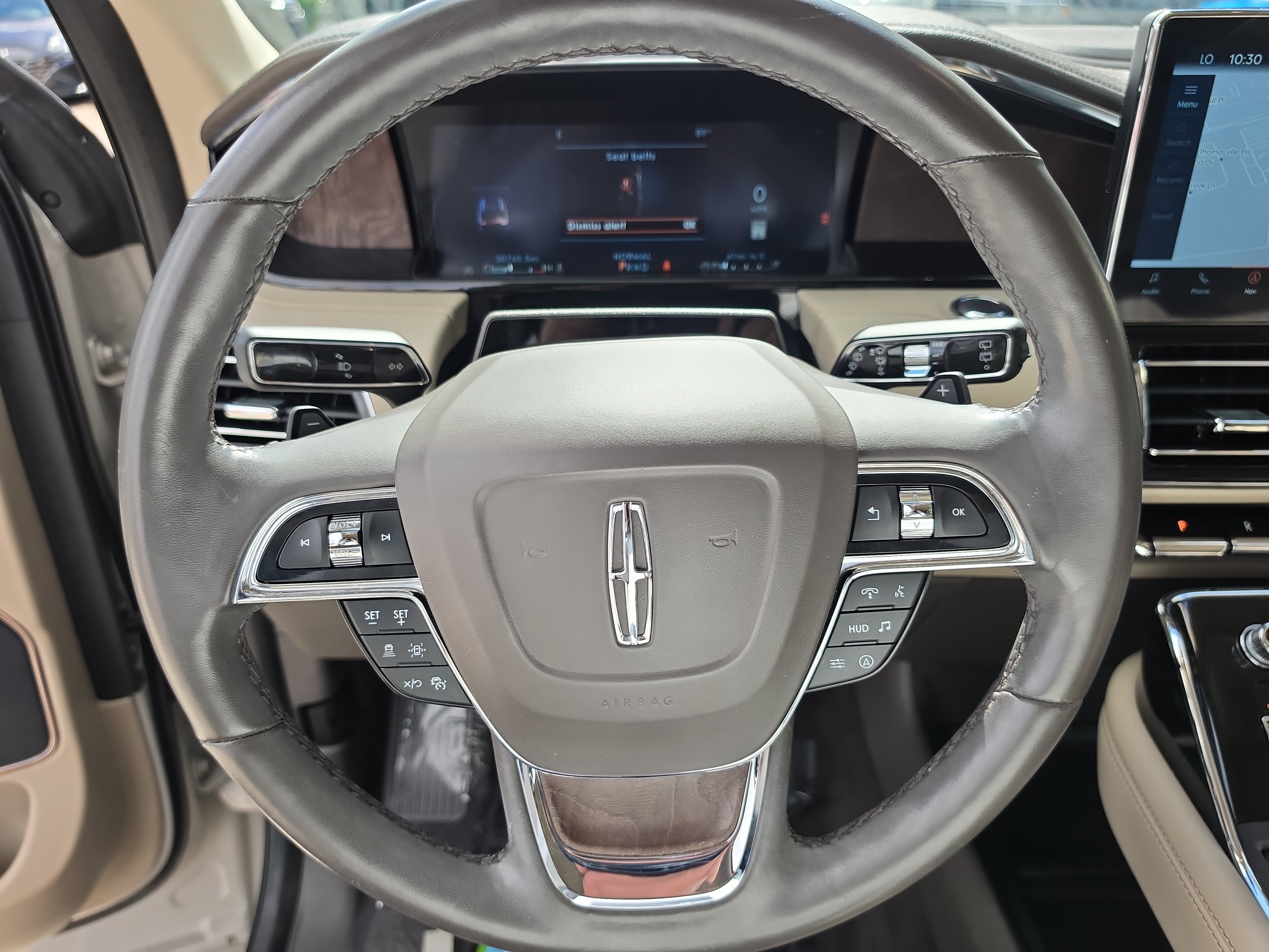 Used 2024 Lincoln Navigator Reserve AWD/4WD image 32