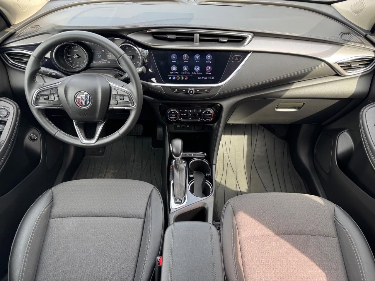 Used 2022 Buick Encore GX Select image 11