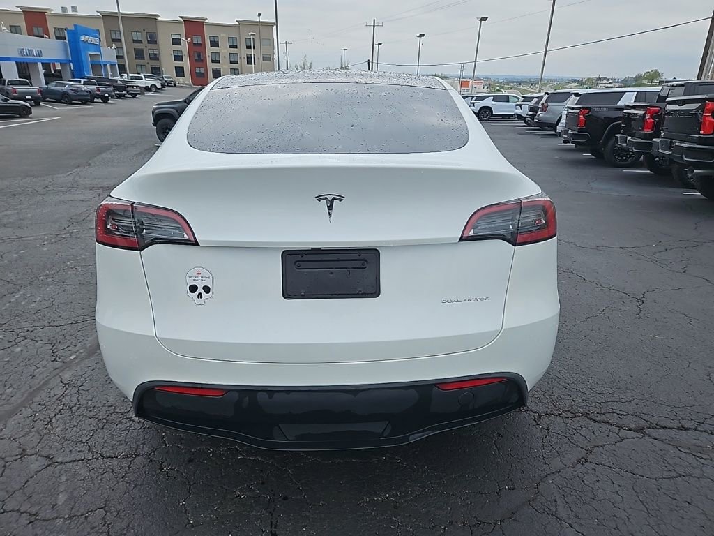 Used 2024 Tesla Model Y Long Range image 8