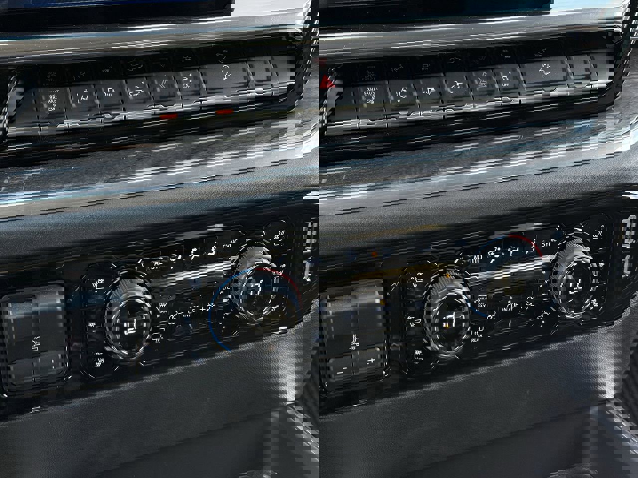 Certified 2024 Chevrolet Silverado 2500 LTZ w/ LTZ Plus Package image 17