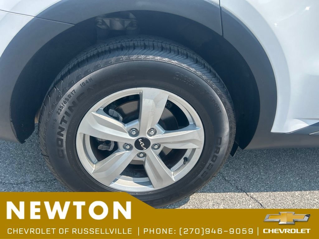 Used 2023 Kia Sorento LX FWD image 48