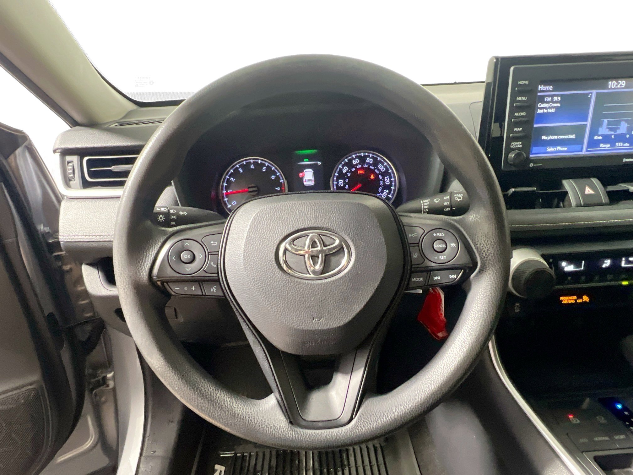 Used 2020 Toyota RAV4 LE image 17