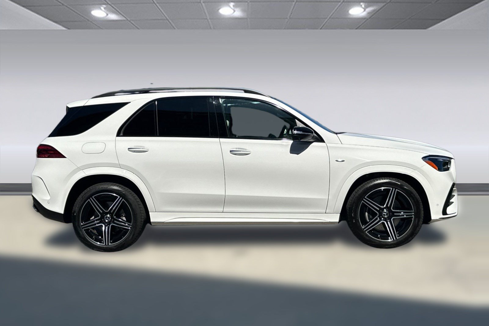 Certified 2025 Mercedes-Benz GLE 450e 4MATIC image 7