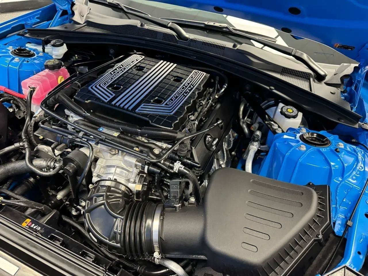 Used 2023 Chevrolet Camaro ZL1 RWD image 27