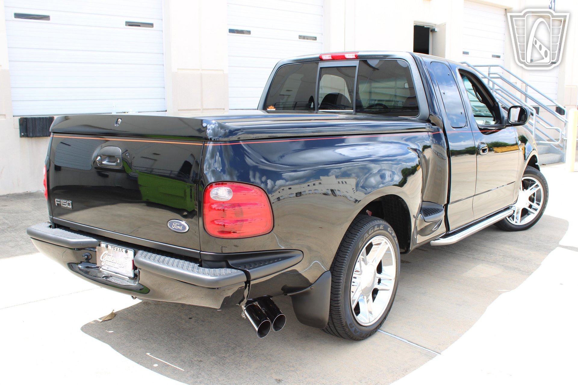 Used 2000 Ford F150 Harley-Davidson RWD image 12
