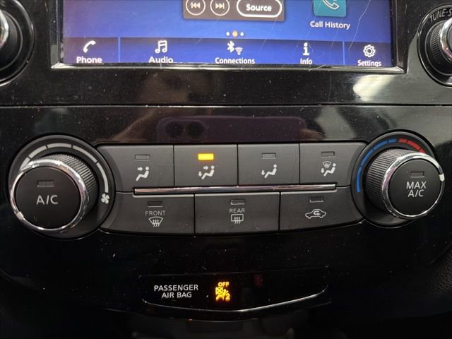 Used 2018 Nissan Rogue S image 21