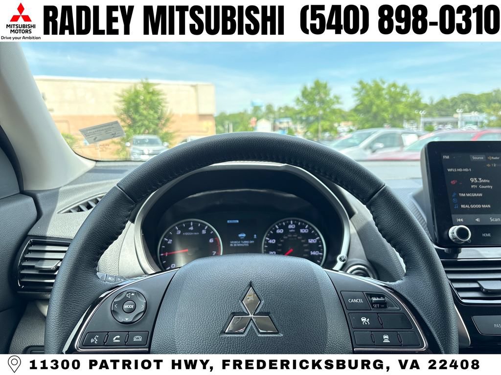 Used 2025 Mitsubishi Eclipse Cross SE AWD/4WD image 6